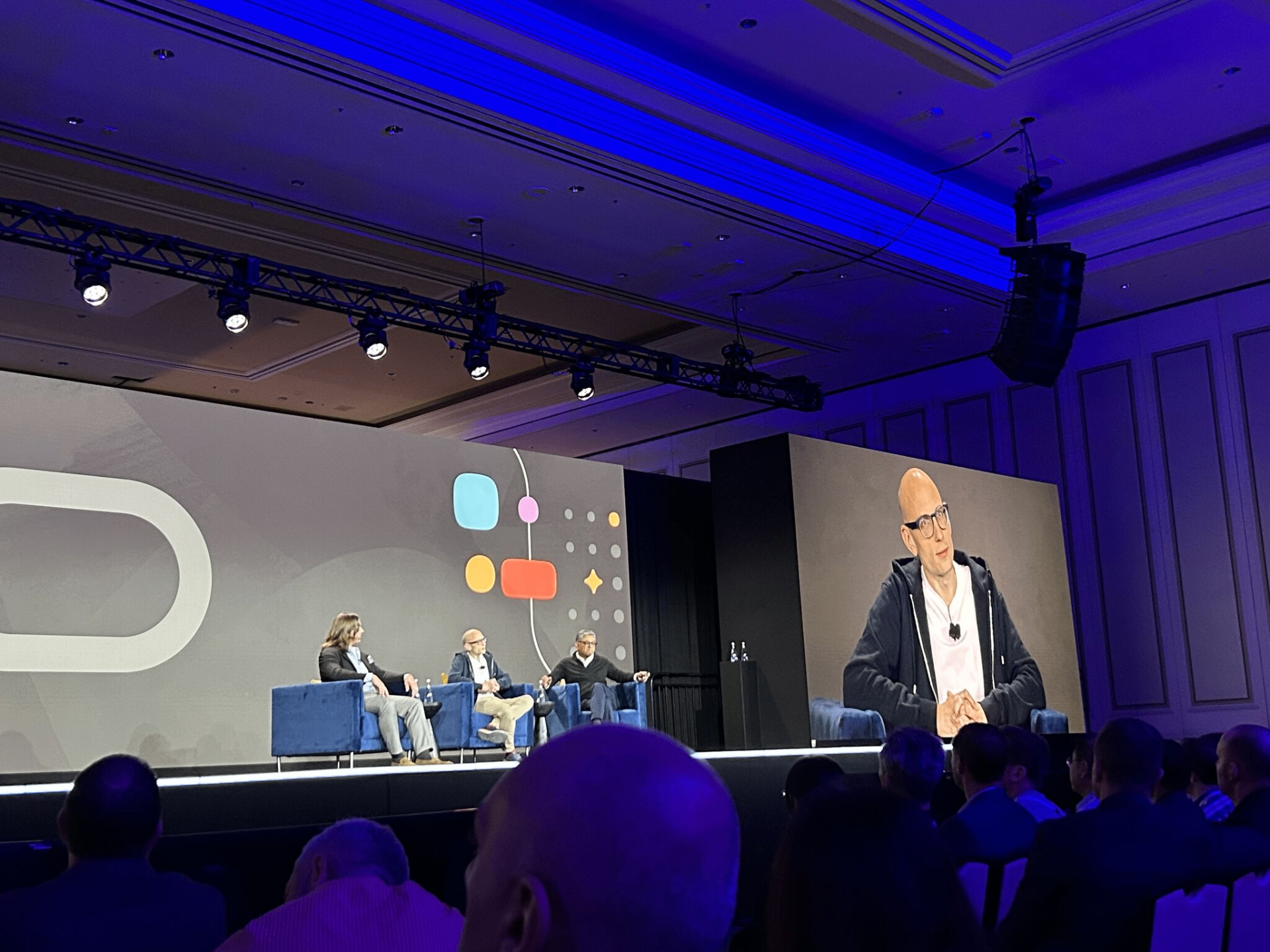 Oracle AI World: Sharing Our Agentic AI Approach 1